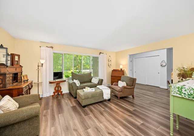 Photo 4 of Single family home for sale at 28w266 Hillview Ave, West Chicago, IL 60185 | MLS# 12437365 | Listing updated on 2026-09-13