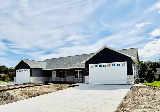 Photo 3 of Multi family home for sale at 1411 North Ridge Dr, Rock Falls, IL 61071 | MLS# 12450104 | Listing updated on 2026-10-03