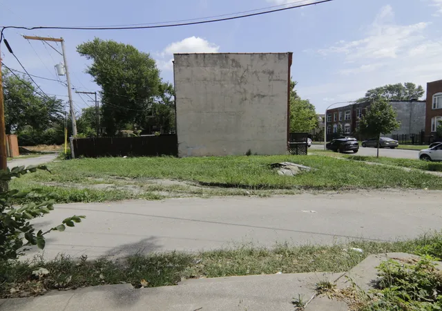 3rd image of 2948 W Wilcox St, Chicago, IL 60612 | MLS# 12450687