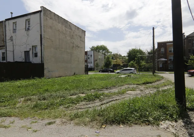 4th image of 2948 W Wilcox St, Chicago, IL 60612 | MLS# 12450687