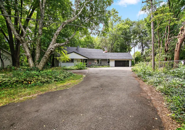 2nd image of 22 Erin Ln, Kankakee, IL 60901 | MLS# 12453166
