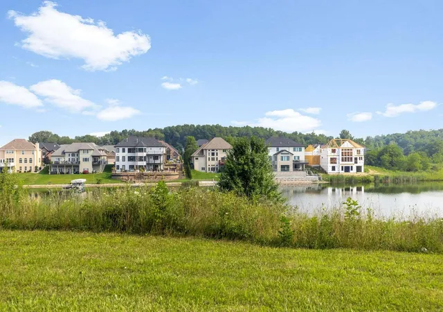 Homes for sale in Winfield, IN | 8160 Lakeview Ct, Winfield, IN 46307 | MLS# 12453506