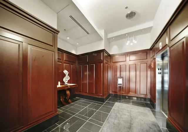2nd image of 1250 S Michigan Ave, Chicago, IL 60605