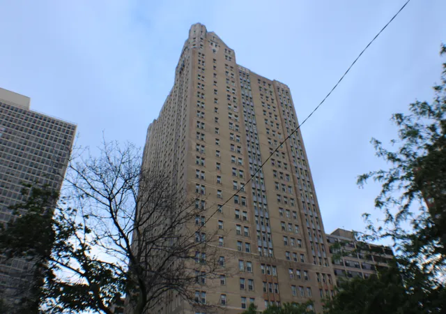 Homes for sale in Chicago, IL | 5000 S East End Ave #24A, Chicago, IL 60615 | MLS# 12464413
