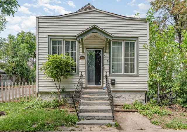 Homes for sale in Joliet, IL | 515 N Broadway St, Joliet, IL 60435 | MLS# 12467408