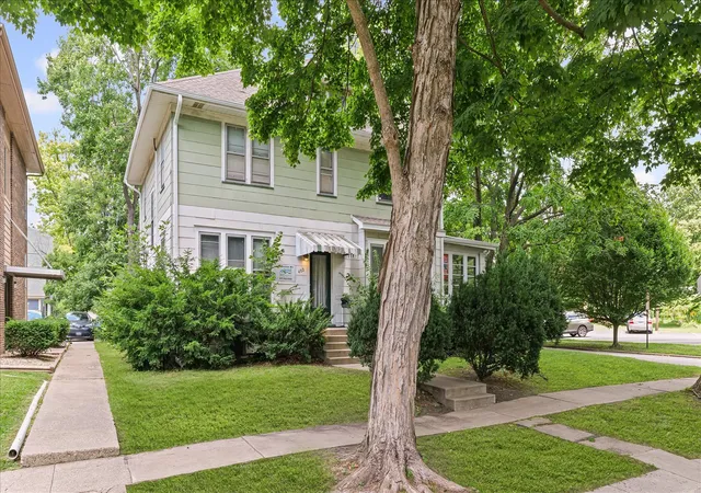 Photo 3 of Single family home for sale at 402 W High St, Urbana, IL 61801 | MLS# 12467756 | Listing updated on 2026-10-29