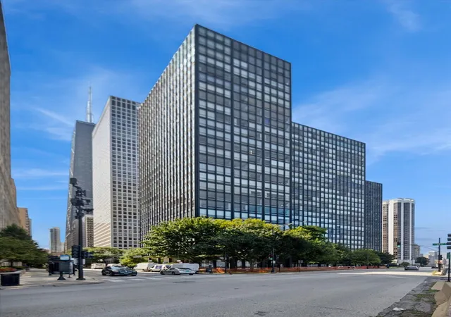 1st image of 860 N Lake Shore Dr #8M, Chicago, IL 60611 | MLS# 12468535