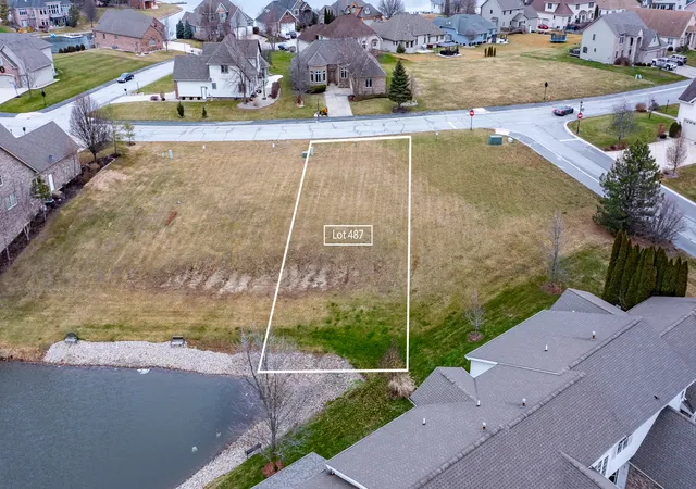 Homes for sale in Winfield, IN | 10470 Doubletree Dr S, Winfield, IN 46307 | MLS# 12468571