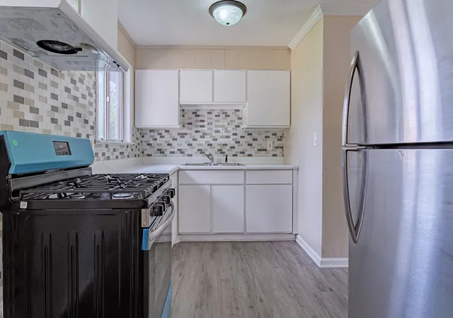 4th image of 120 Grow Ln, Streamwood, IL 60107 | MLS# 12470125