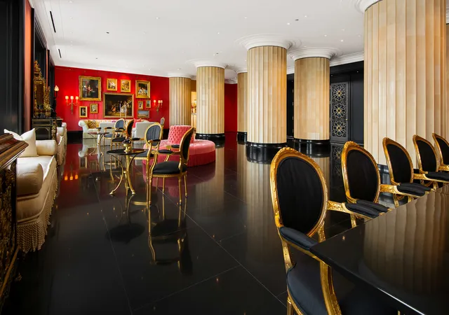 4th image of 800 N Michigan Ave, Chicago, IL 60611