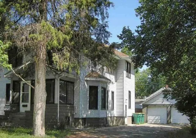 4th image of 611 Richmond St, Joliet, IL 60435 | MLS# 12472363