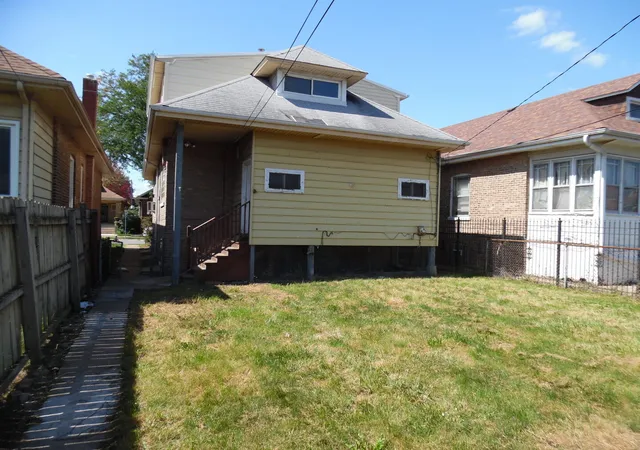 Photo 2 of Single family home for sale at 8211 S Morgan St, Chicago, IL 60620 | MLS# 12475164 | Listing updated on 2026-09-28