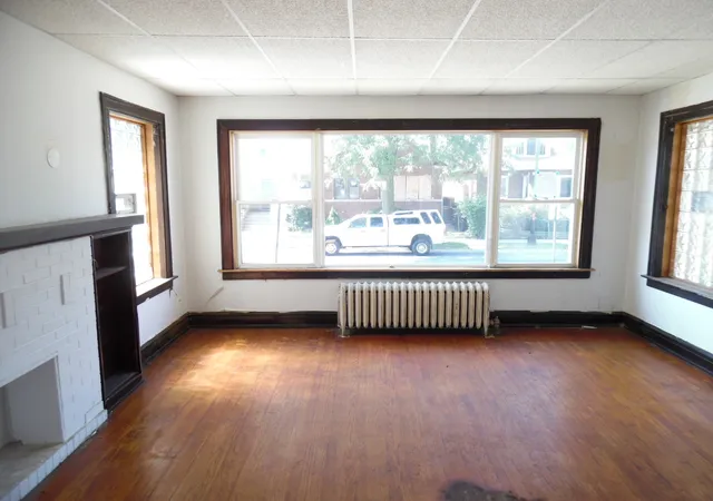 Photo 3 of Single family home for sale at 8211 S Morgan St, Chicago, IL 60620 | MLS# 12475164 | Listing updated on 2026-09-28