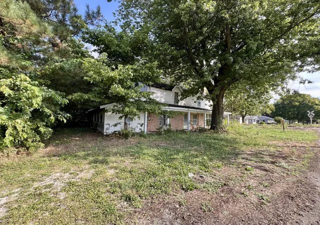 image of 215 W Main St, Sheldon, IL 60966 | MLS# 12475281