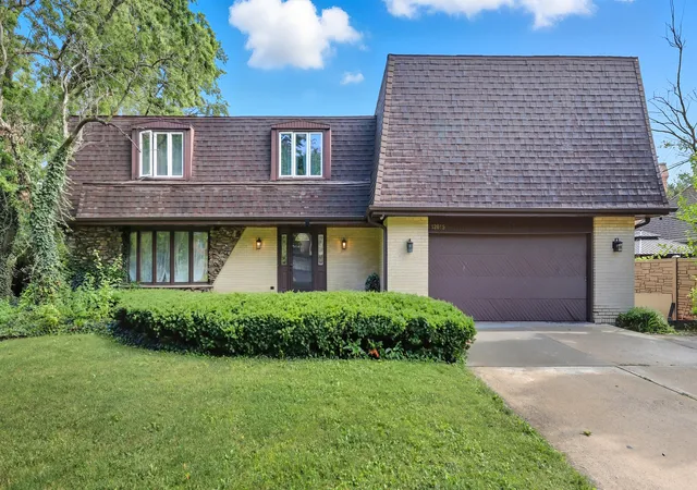1st image of 12815 S Seneca Rd, Palos Heights, IL 60463 | MLS# 12475833