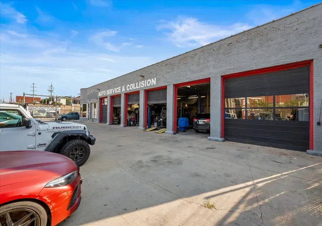 Photo 4 of Land for sale at 629 N Ashland Ave, Chicago, IL 60622 | MLS# 12478319 | Listing updated on 2026-05-20