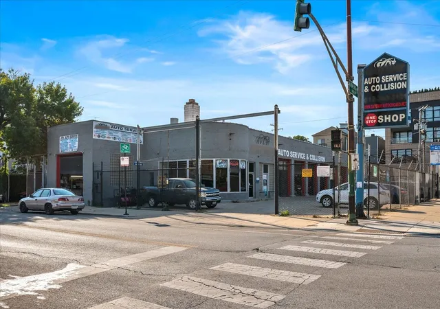 Photo 1 of Land for sale at 629 N Ashland Ave, Chicago, IL 60622 | MLS# 12478319 | Listing updated on 2026-05-20