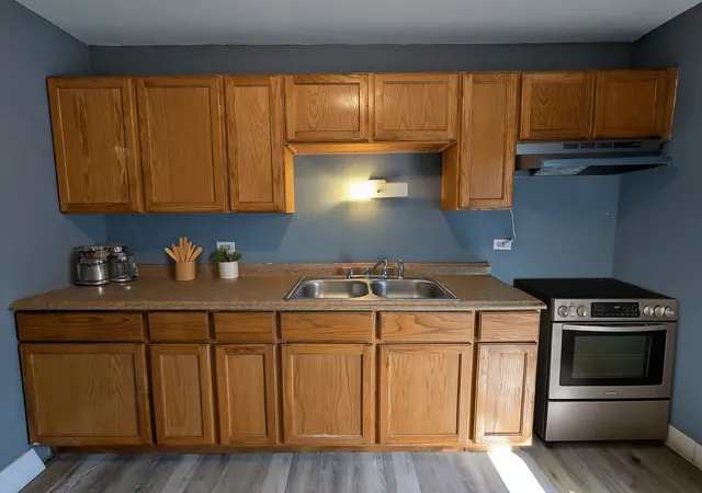 Photo 4 of Townhouse for sale at 11530 S Racine Ave, Chicago, IL 60643 | MLS# 12481494 | Listing updated on 2026-10-07