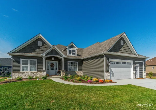 Photo 1 of Single family home for sale at 770 Dartmouth Ln, Oswego, IL 60543 | MLS# 12484132 | Listing updated on 2026-10-03