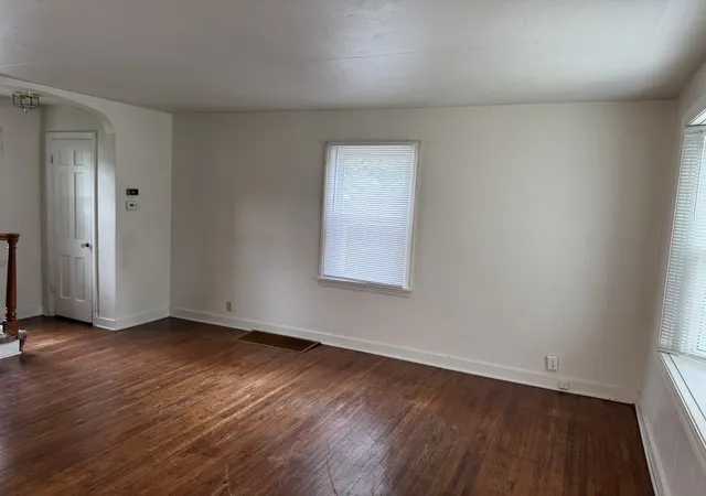 Photo 2 of Single family home for sale at 465 Slade Ave, Elgin, IL 60120 | MLS# 12484570 | Listing updated on 2026-09-23