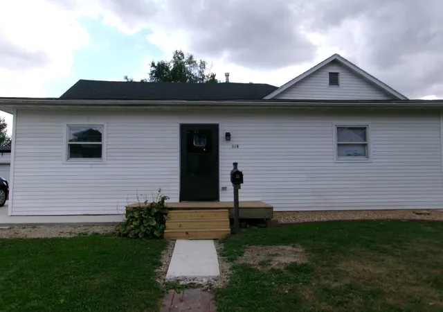 Photo 1 of Single family home for sale at 316 7th St, La Salle, IL 61301 | MLS# 12486558 | Listing updated on 2026-10-07