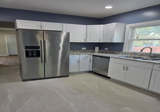 3rd image of 1319 Otto Blvd, Chicago Heights, IL 60411 | MLS# 12487539