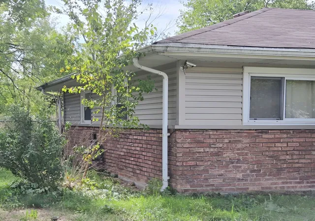3rd image of 149 Nashua St, Park Forest, IL 60466 | MLS# 12490458