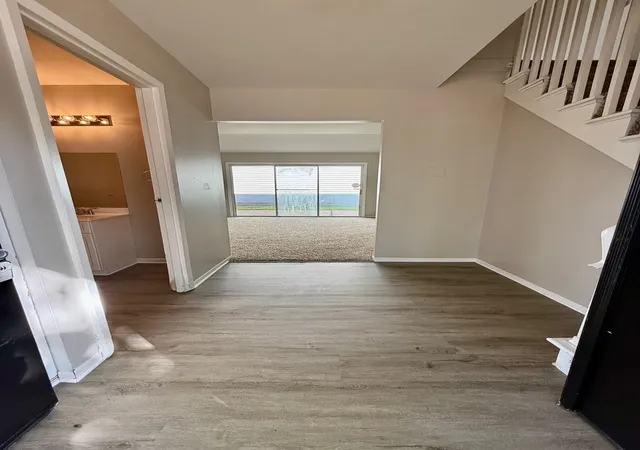 3rd image of 149 Highbury Dr, Elgin, IL 60120 | MLS# 12490805