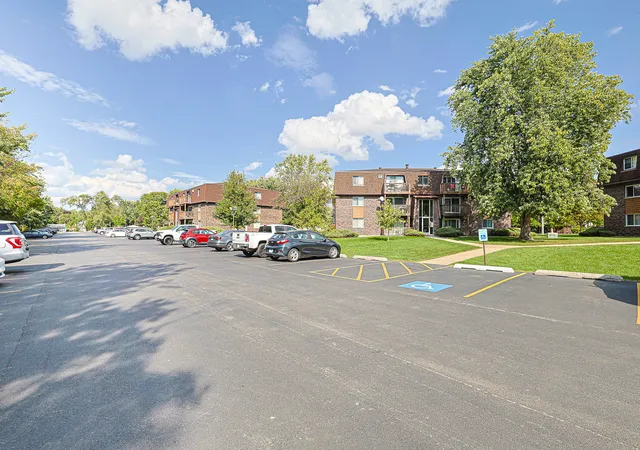 Photo 2 of Condo for sale at 19380 Wolf Rd #6, Mokena, IL 60448 | MLS# 12492071 | Listing updated on 2026-10-07