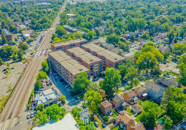 2nd image of 2325 N Neva Ave, Chicago, IL 60707