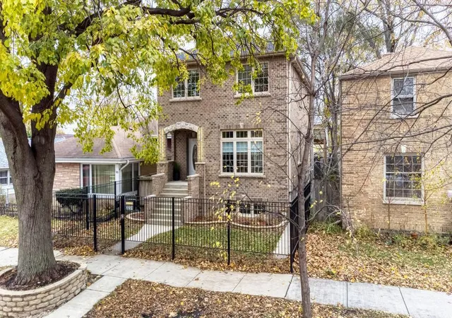 Homes for sale in Chicago, IL | 3231 N Octavia Ave, Chicago, IL 60634 | MLS# 12493815