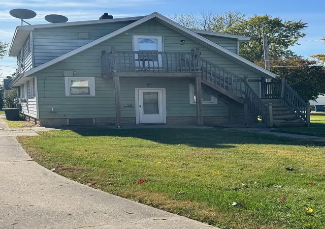 2nd image of 718 Arch St, Ottawa, IL 61350 | MLS# 12493849