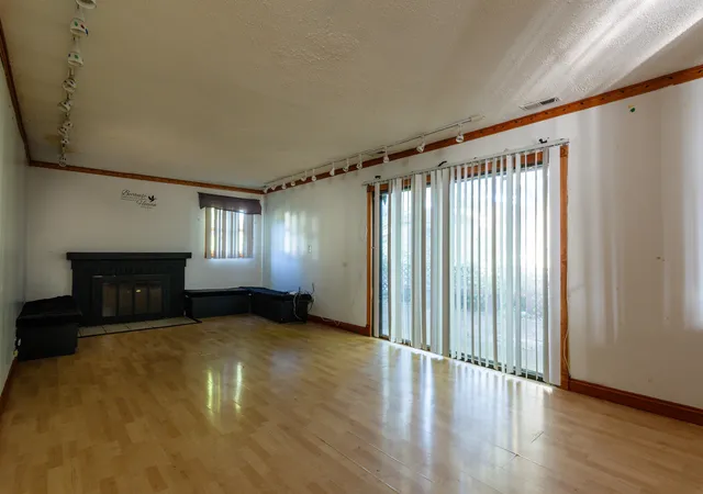 Photo 3 of Single family home for sale at 754 Mission Ave, University Park, IL 60484 | MLS# 12493896 | Listing updated on 2026-09-18
