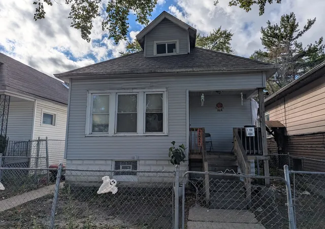 1st image of 10110 S Yale Ave, Chicago, IL 60628 | MLS# 12495010