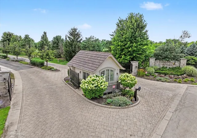 Photo 4 of Land for sale at 15 Templeton Dr, Oak Brook, IL 60523 | MLS# 12496523 | Listing updated on 2026-09-01