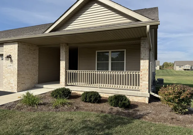 Homes for sale in Dixon, IL | 730 Keller Dr, Dixon, IL 61021 | MLS# 12497694