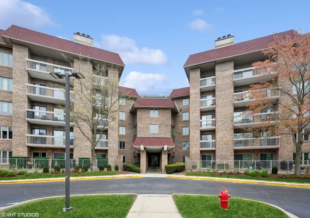 Photo 1 of Condo for sale at 1250 Rudolph Rd #2B, Northbrook, IL 60062 | MLS# 12497856 | Listing updated on 2026-10-07