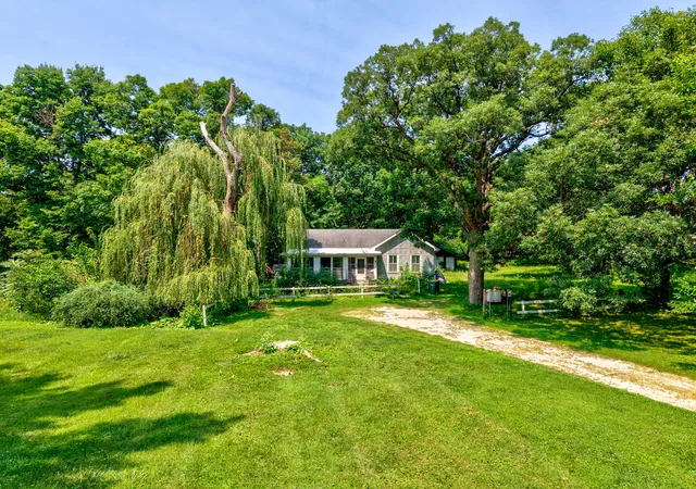 Photo 3 of Single family home for sale at 710 Short St, Streator, IL 61364 | MLS# 12500198 | Listing updated on 2026-07-23