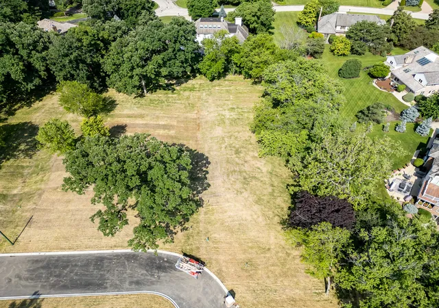 Homes for sale in Oak Brook, IL | 1751 Midwest Club Pkwy, Oak Brook, IL 60523 | MLS# 12501324