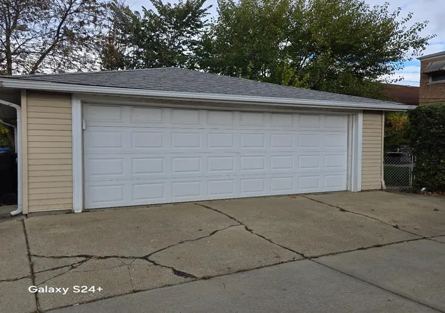 3rd image of 5600 N Mango Ave, Chicago, IL 60646 | MLS# 12503023