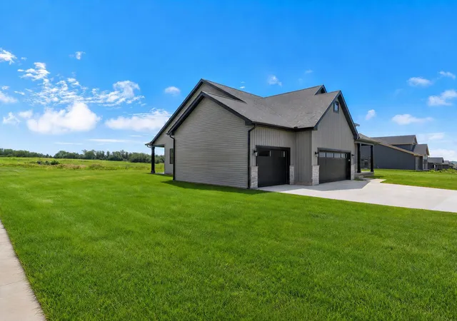 Homes for sale in Mahomet, IL | 713 Wheatley Dr, Mahomet, IL 61853 | MLS# 12503476