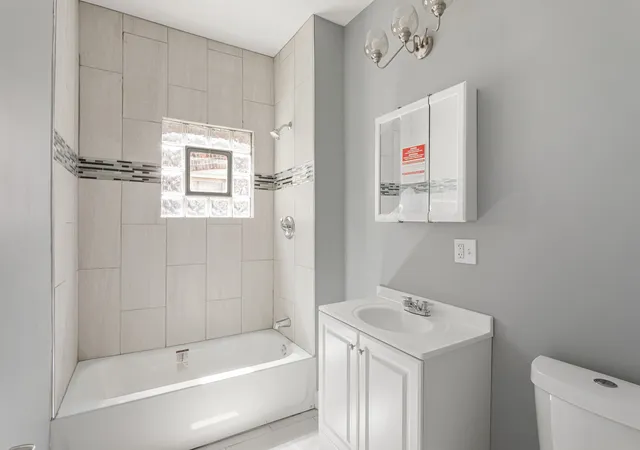 Photo 4 of House for sale at (Undisclosed), Chicago, IL 60637 | MLS# 12504066 | Listing updated on 2026-10-29