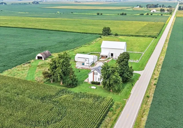 5th image of 9898 E 1200 North Rd, Chenoa, IL 61726 | MLS# 12504607