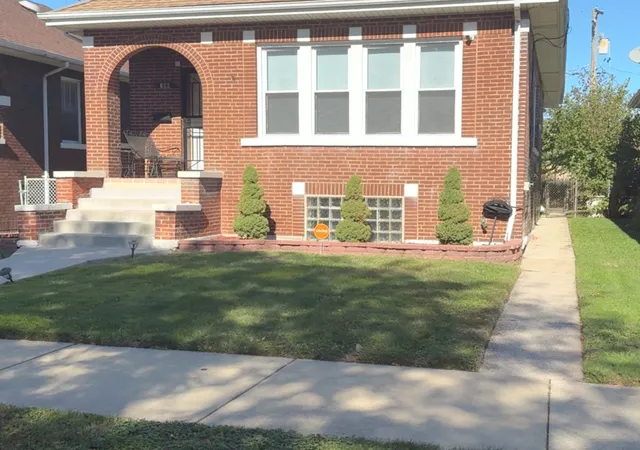 1st image of 344 156th Pl, Calumet City, IL 60409 | MLS# 12505291