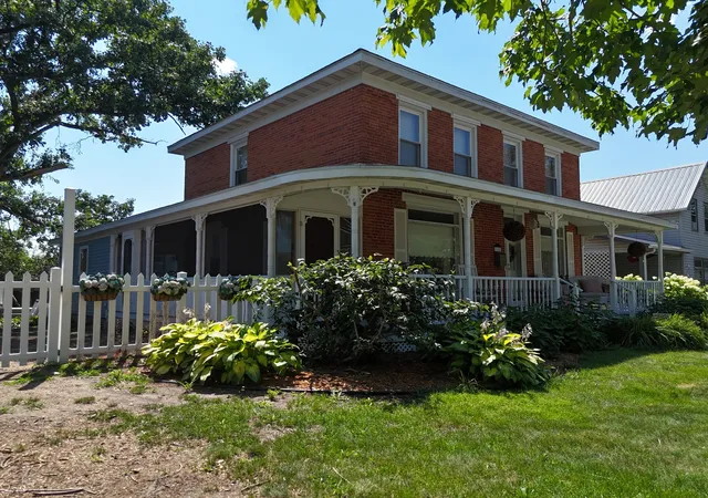 2nd image of 110 W Mason St, Lena, IL 61048 | MLS# 12508343