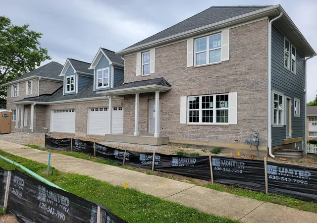 Homes for sale in Clarendon Hills, IL | 5806 58th St #5804, Clarendon Hills, IL 60514 | MLS# 12508382