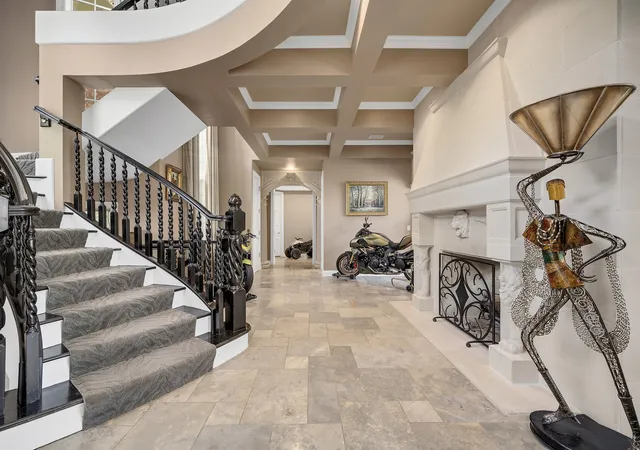 5th image of 1890 Robinwood Ln, Riverwoods, IL 60015 | MLS# 12508862