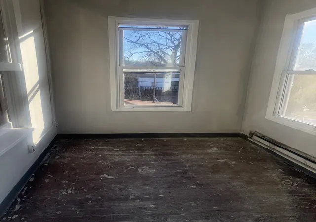 4th image of 9338 S Marquette Ave, Chicago, IL 60617 | MLS# 12510303