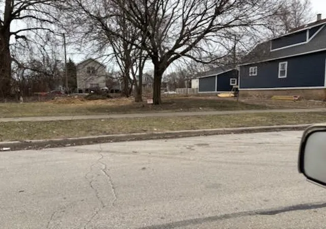 Homes for sale in Chicago, IL | 5617 S Perry Ave, Chicago, IL 60621 | MLS# 12510448