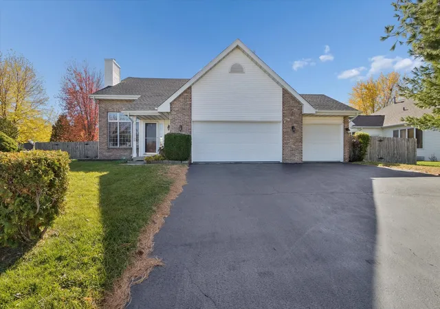 Homes for sale in Belvidere, IL | 1311 Conlin Ct, Belvidere, IL 61008 | MLS# 12511279